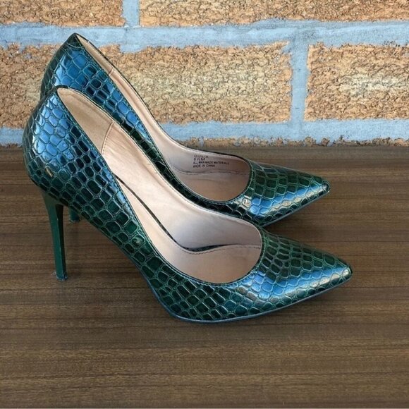 V 1969 green snake heels size 8.5 - Picture 1 of 10